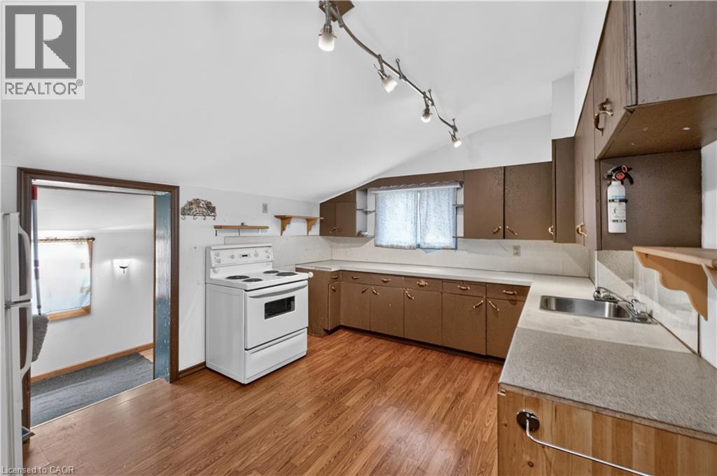 155 Elgin Street, Brantford, Ontario  N3S 5A4 - Photo 14 - 40851946