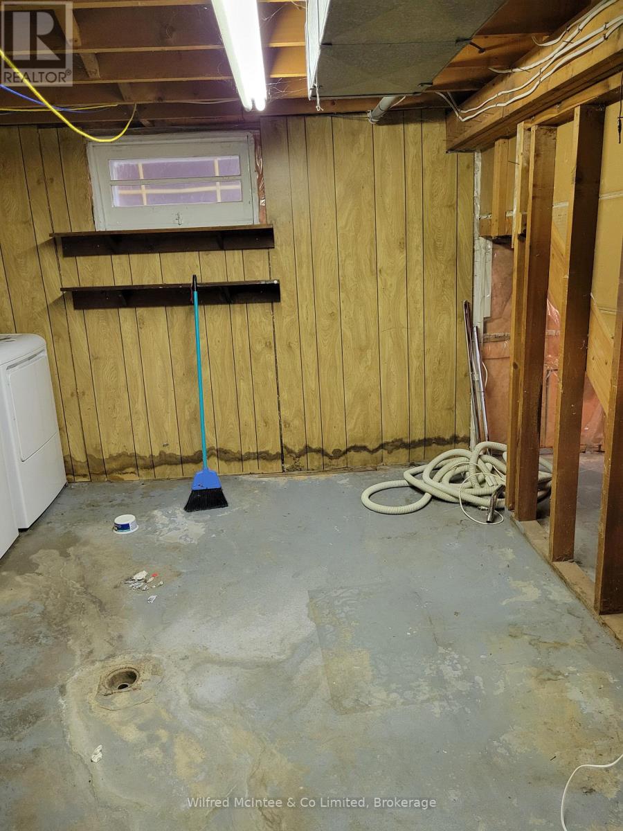 575 11th Street, Hanover, Ontario  N4N 1T4 - Photo 17 - X13556046