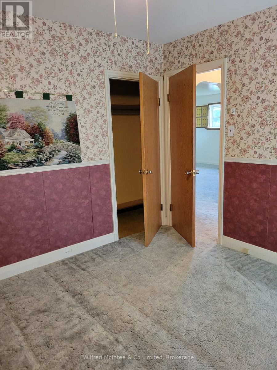 575 11th Street, Hanover, Ontario  N4N 1T4 - Photo 9 - X13556046
