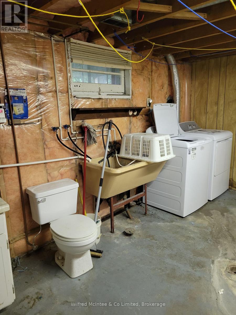 575 11th Street, Hanover, Ontario  N4N 1T4 - Photo 14 - X13556046