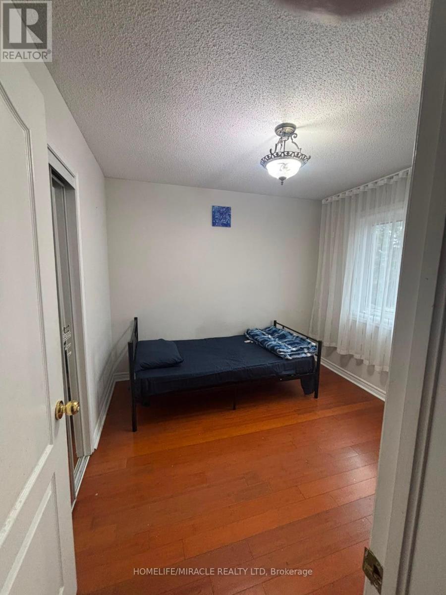 Upper - 42 Lockwood Road, Brampton, Ontario  L6Y 4T7 - Photo 15 - W13239074