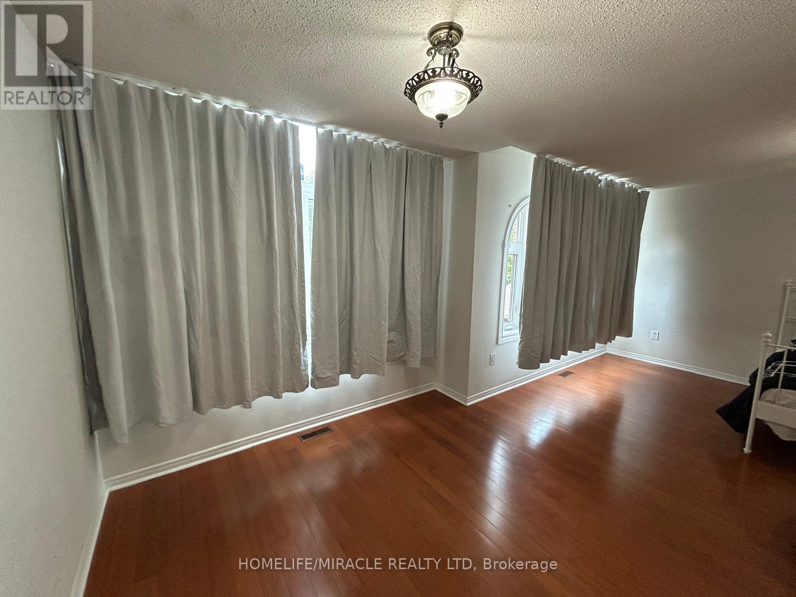 Upper - 42 Lockwood Road, Brampton, Ontario  L6Y 4T7 - Photo 17 - W13239074