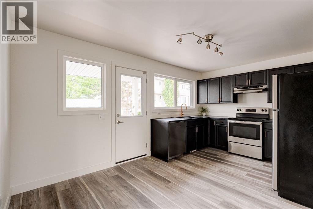 322 Killarney Glen Court SW, Calgary, Alberta  T3E 7H4 - Photo 10 - A2331891