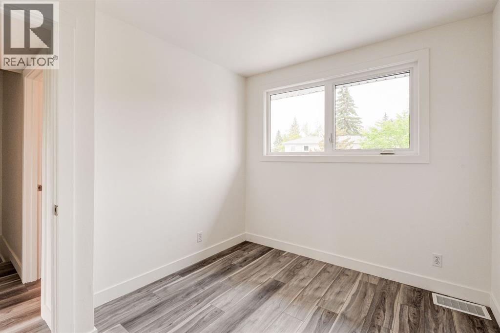 322 Killarney Glen Court SW, Calgary, Alberta  T3E 7H4 - Photo 23 - A2331891