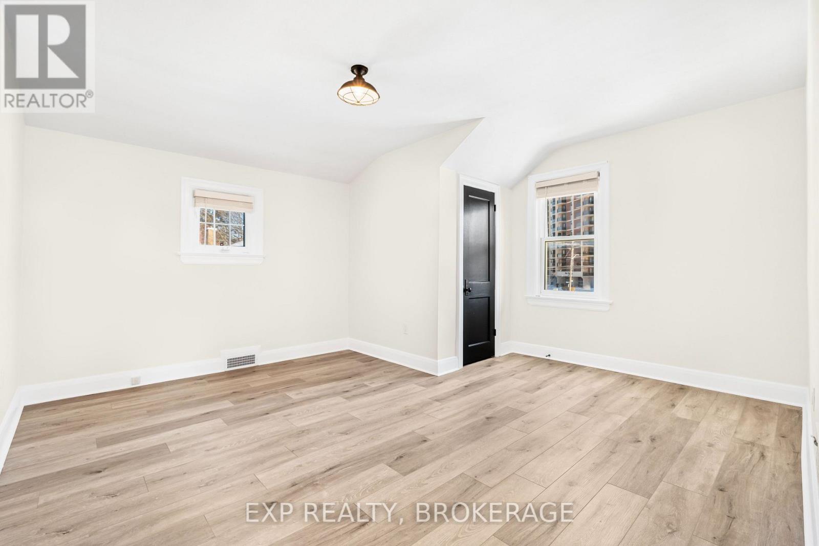 493 College Street, Kingston, Ontario  K7L 4M8 - Photo 17 - X13648898