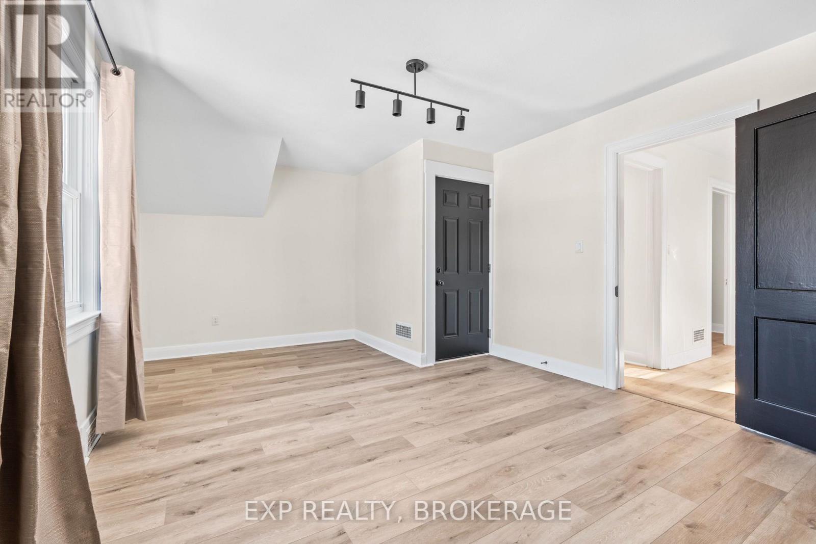 493 College Street, Kingston, Ontario  K7L 4M8 - Photo 8 - X13648898