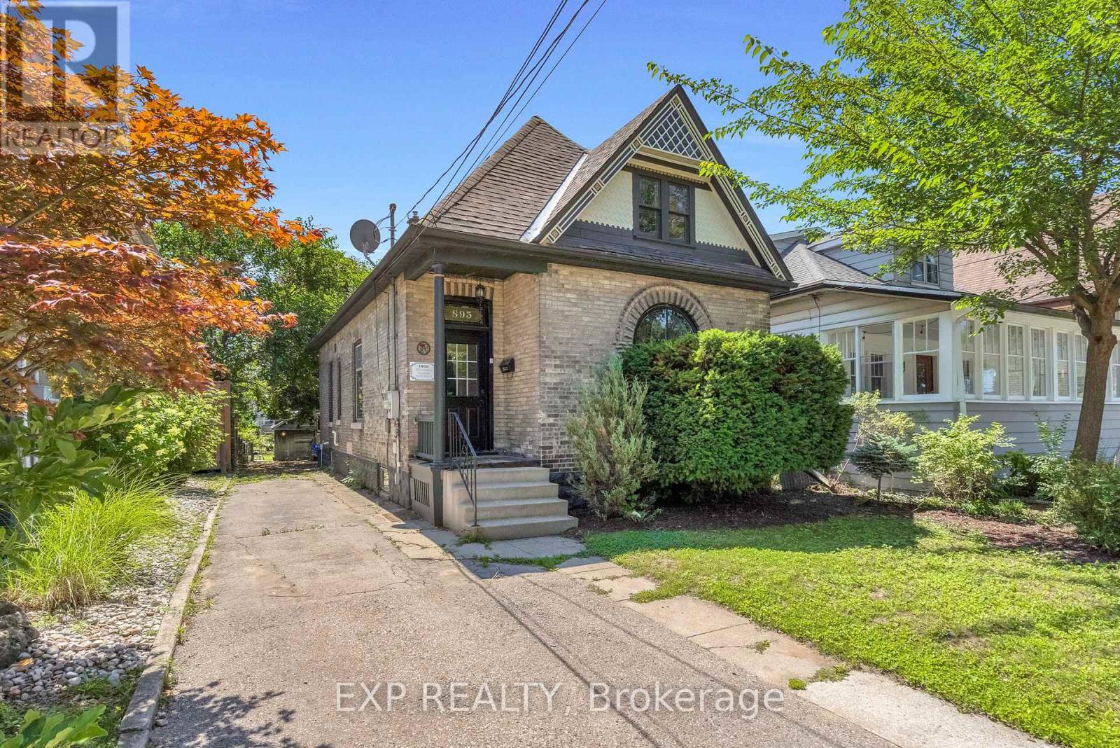 895 DUFFERIN AVENUE, London East, Ontario