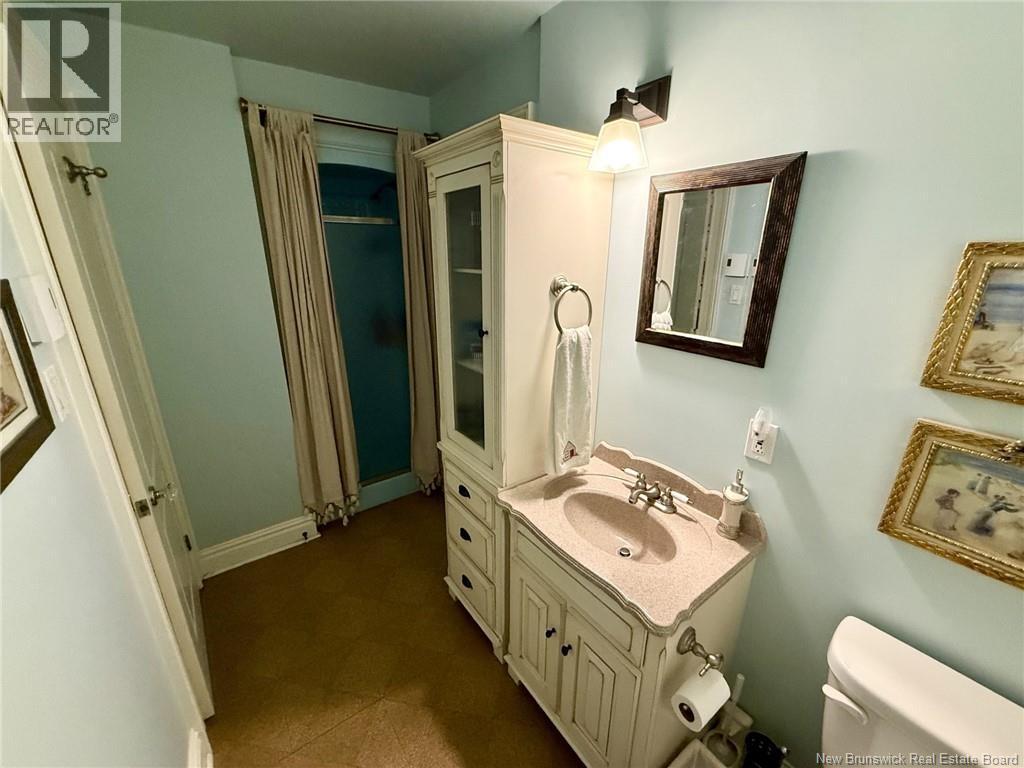 728 Boul. St-Pierre Ouest, Caraquet, New Brunswick  E1W 1A1 - Photo 46 - NB145514