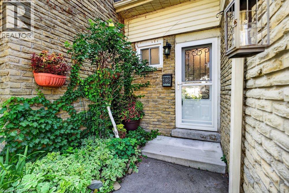 100 Quigley Road Unit# 85, Hamilton, Ontario  L8K 6J1 - Photo 3 - 40852425