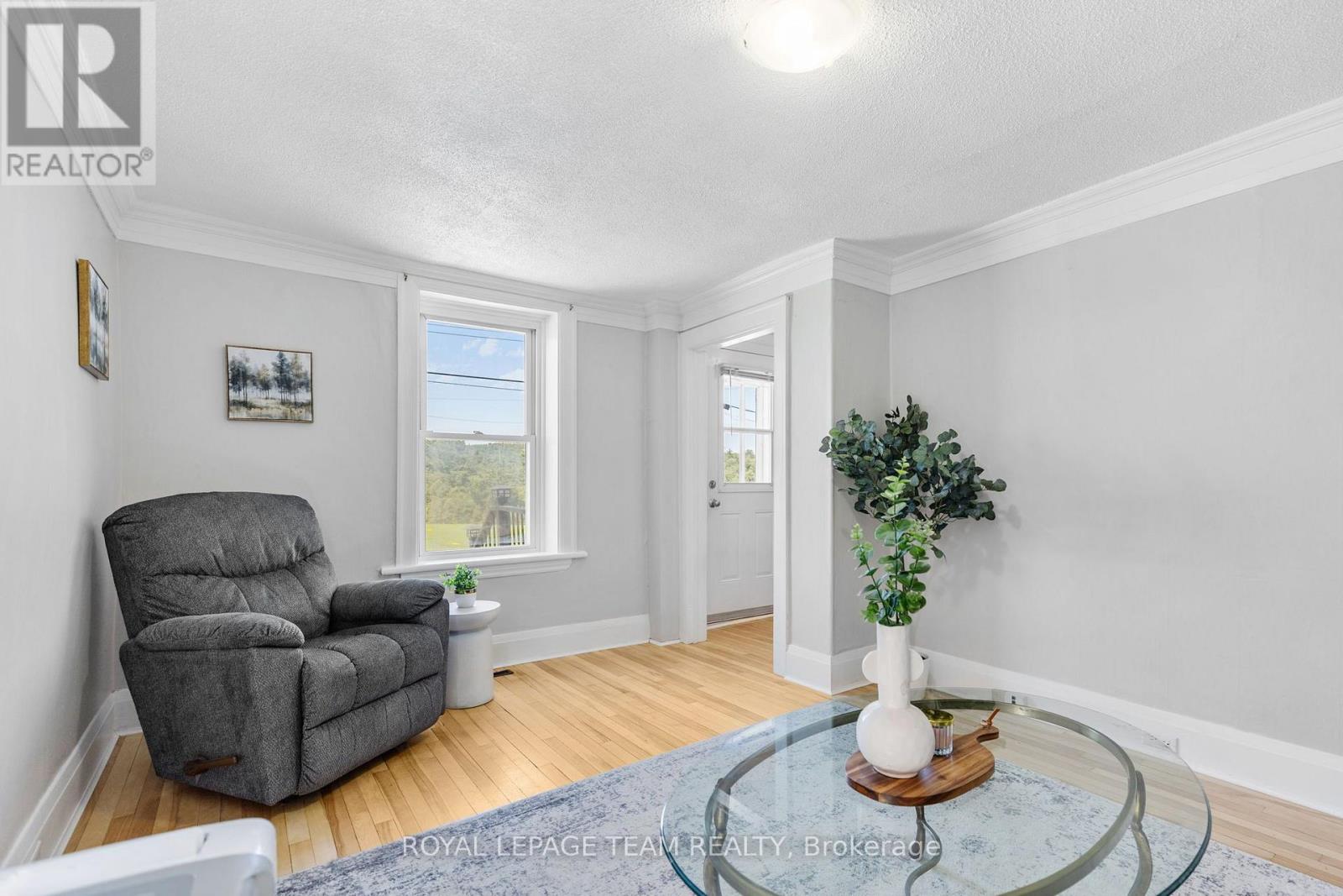 79 Mutual Avenue, Renfrew, Ontario  K7V 3R4 - Photo 12 - X13648872