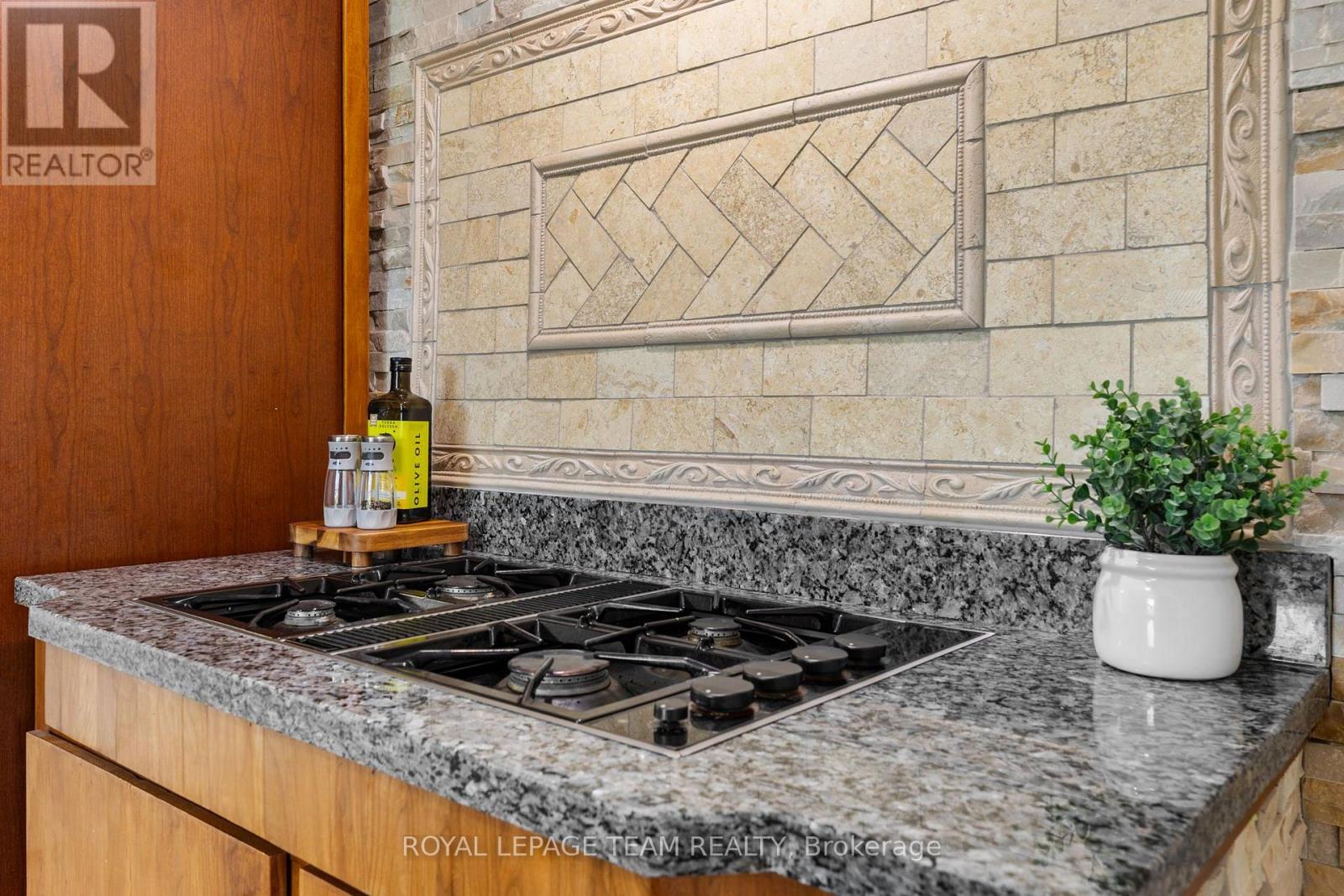 79 Mutual Avenue, Renfrew, Ontario  K7V 3R4 - Photo 8 - X13648872
