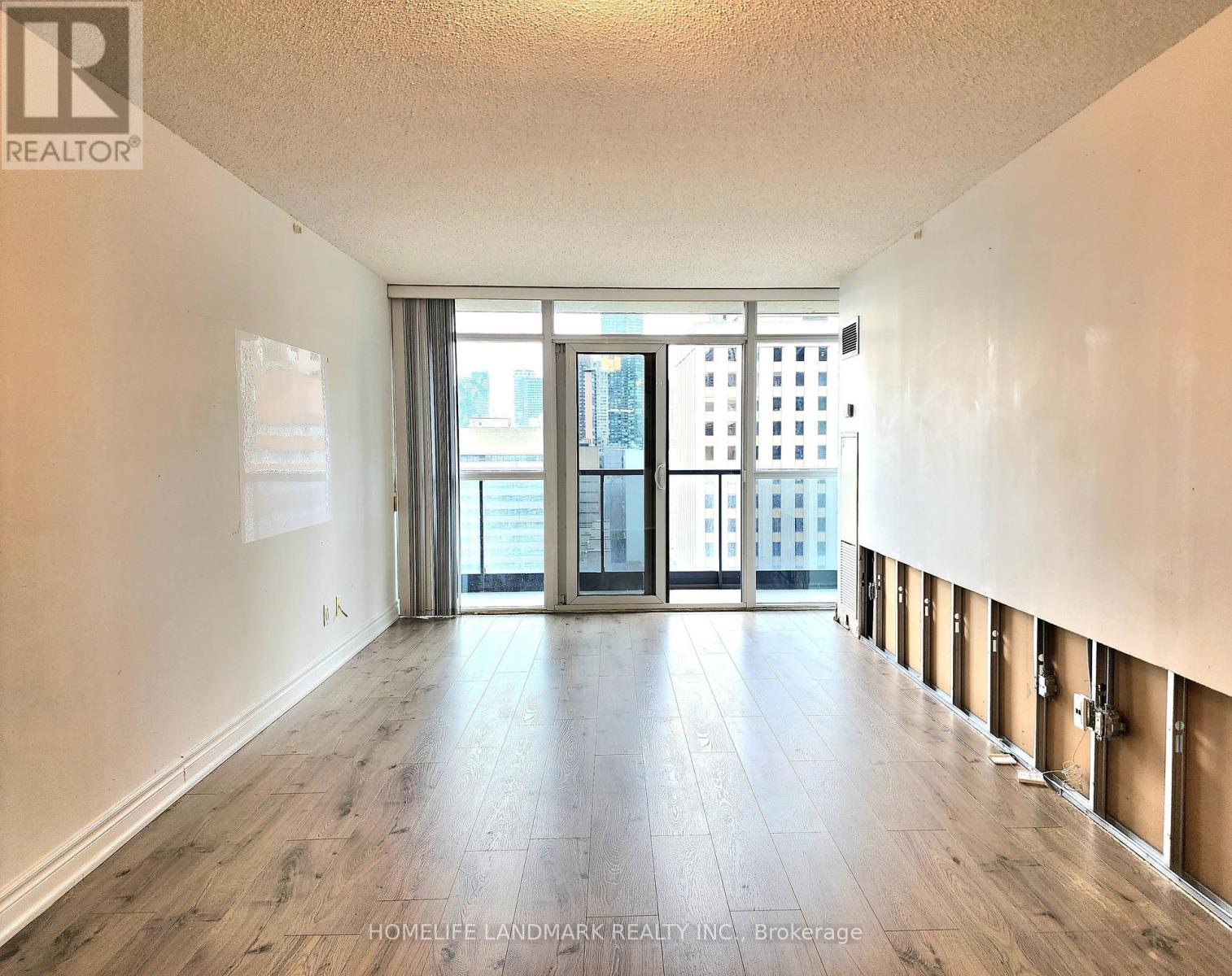 1810 - 21 Carlton Street, Toronto, Ontario  M5B 1L3 - Photo 19 - C13647982