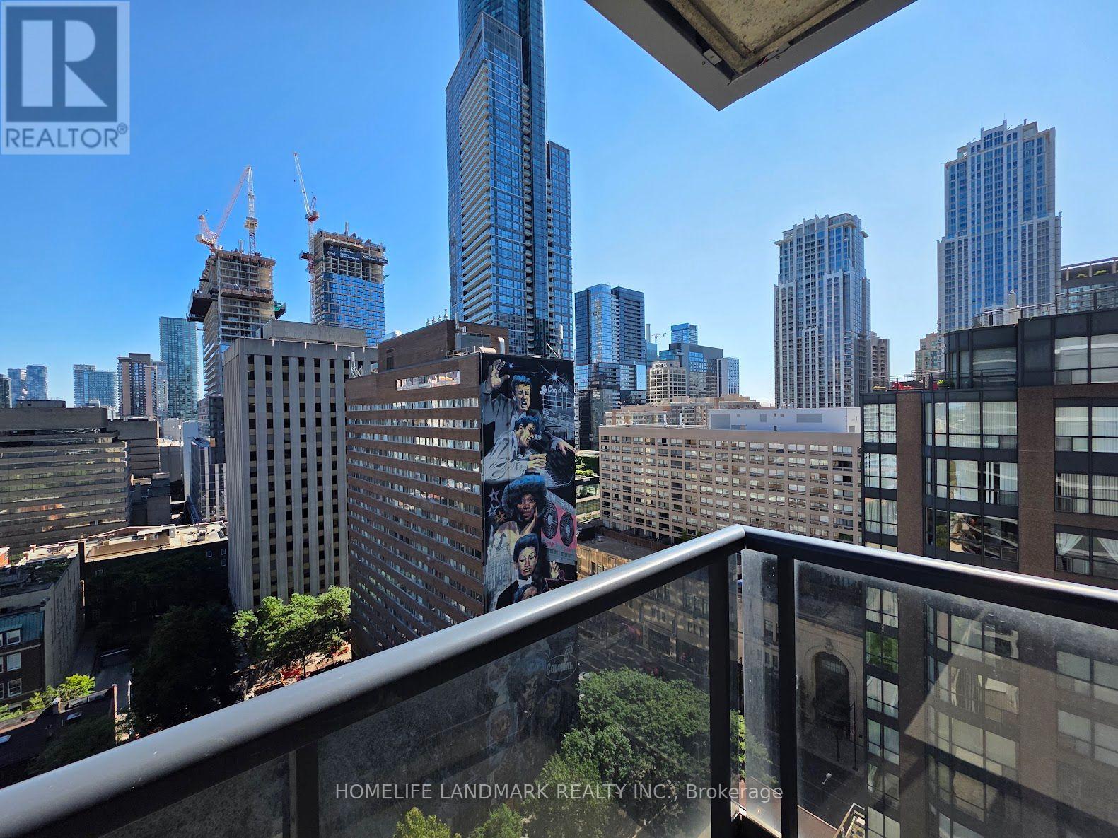 1810 - 21 Carlton Street, Toronto, Ontario  M5B 1L3 - Photo 10 - C13647982