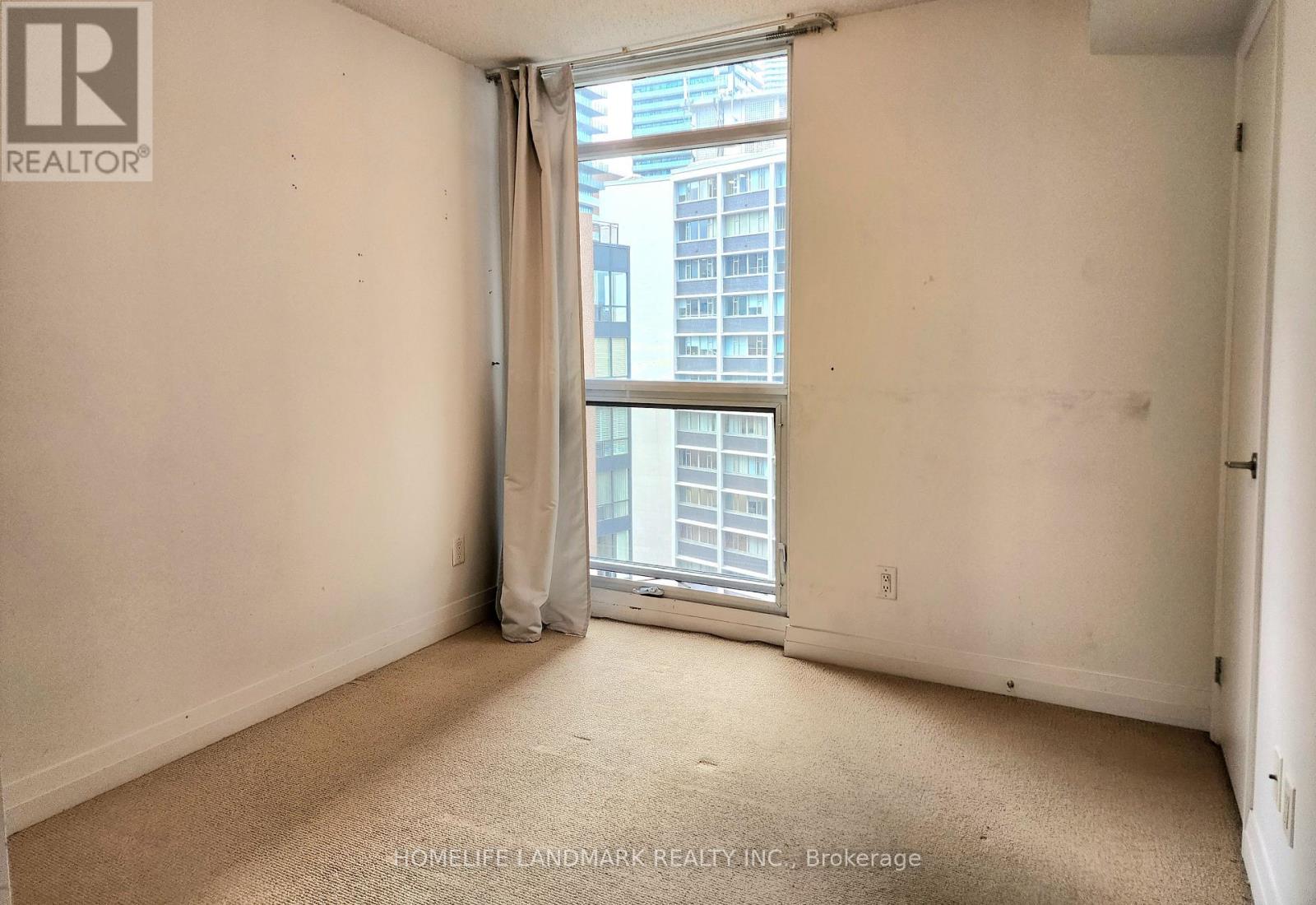 1810 - 21 Carlton Street, Toronto, Ontario  M5B 1L3 - Photo 21 - C13647982
