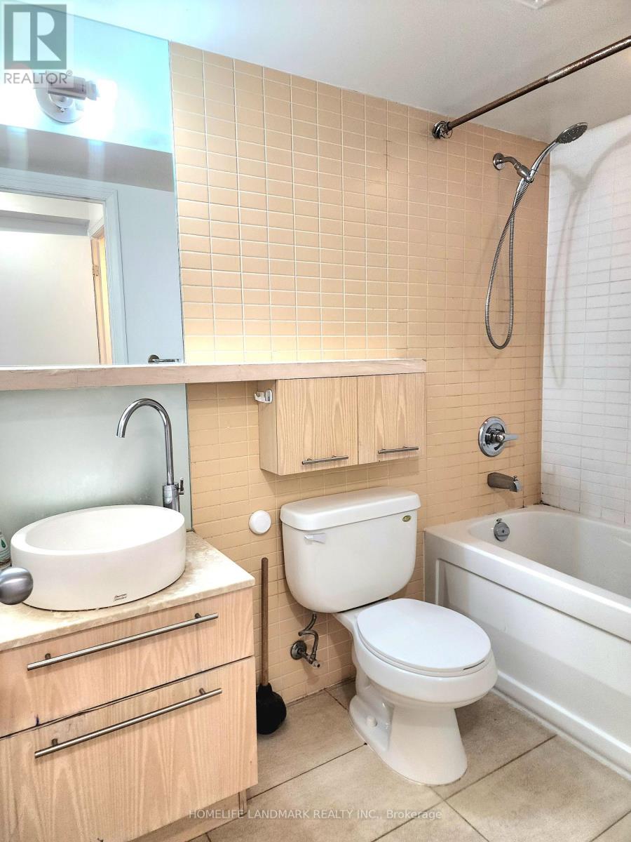 1810 - 21 Carlton Street, Toronto, Ontario  M5B 1L3 - Photo 22 - C13647982
