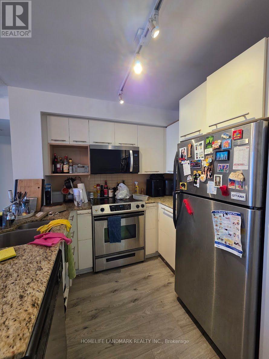 1810 - 21 Carlton Street, Toronto, Ontario  M5B 1L3 - Photo 4 - C13647982