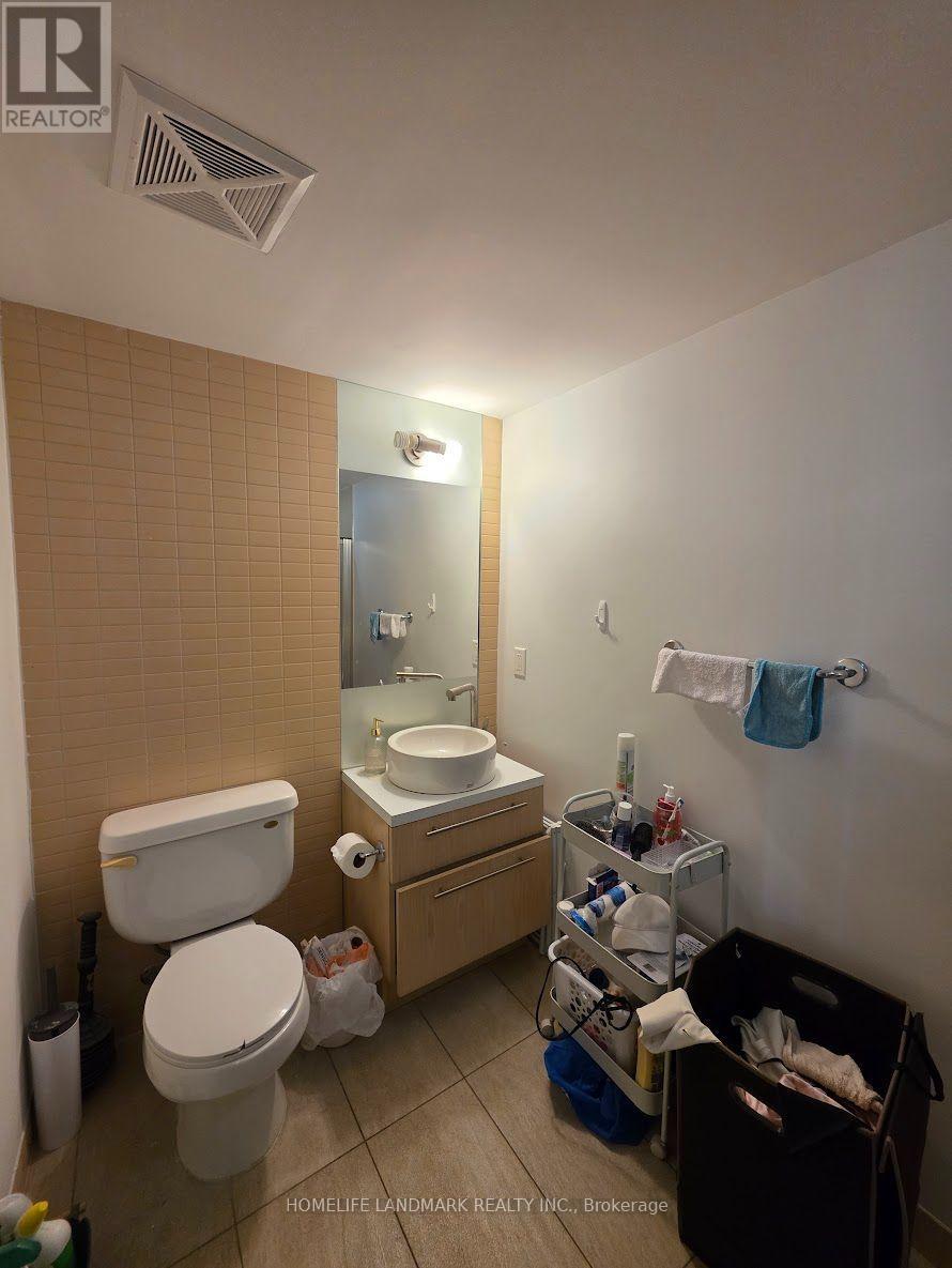 1810 - 21 Carlton Street, Toronto, Ontario  M5B 1L3 - Photo 8 - C13647982