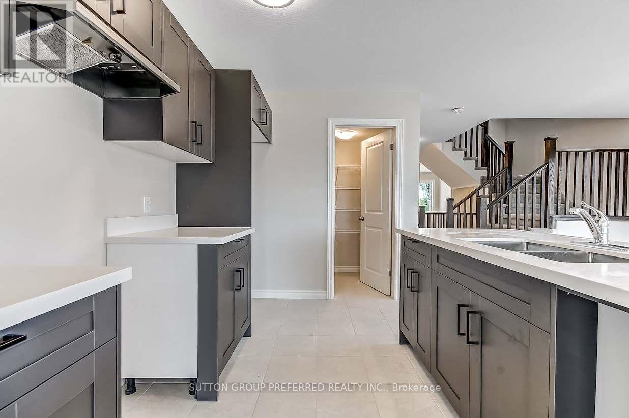 377 Kennington Way, London South, Ontario  N6L 0H4 - Photo 11 - X13598506