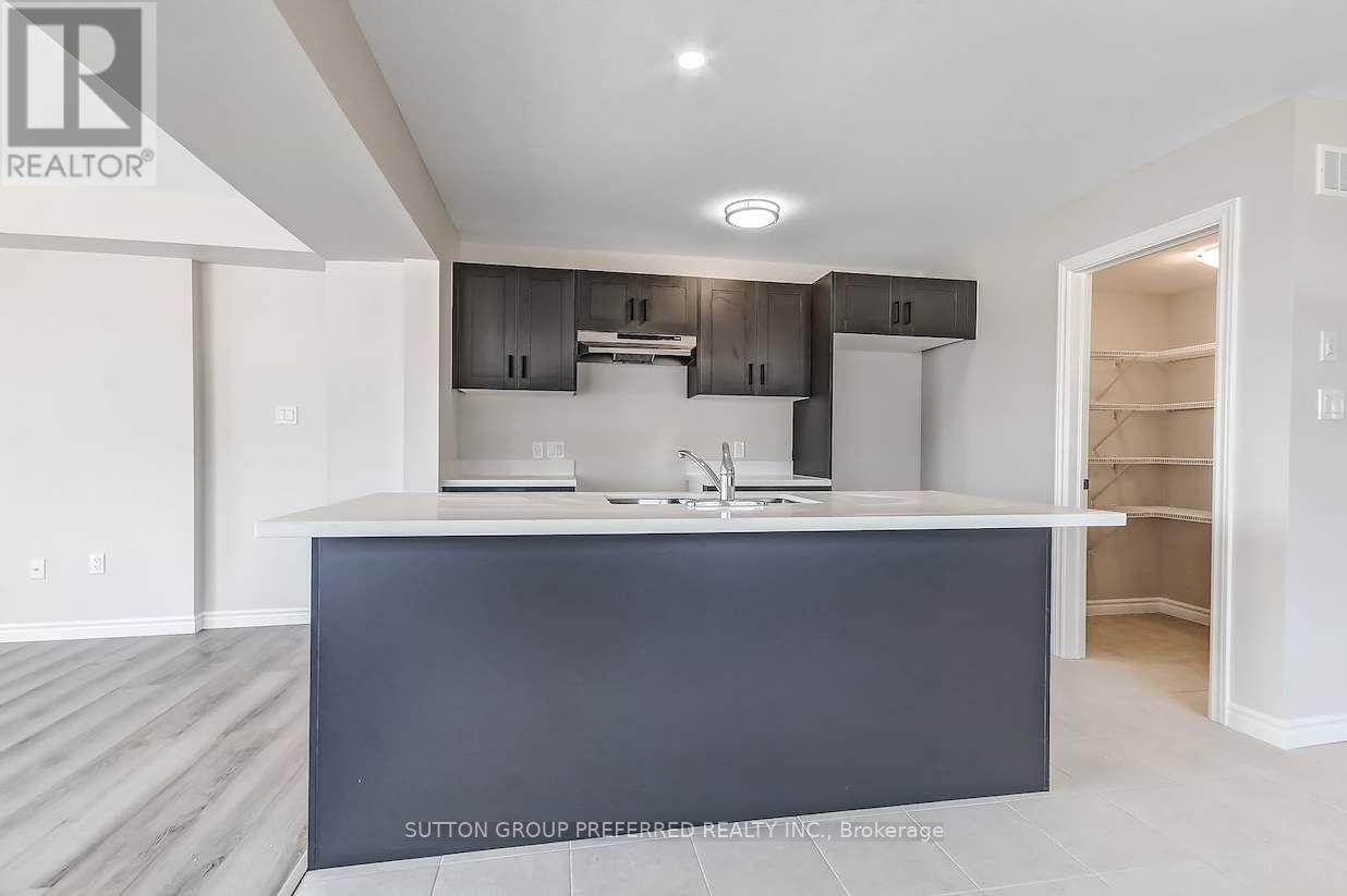 377 Kennington Way, London South, Ontario  N6L 0H4 - Photo 8 - X13598506