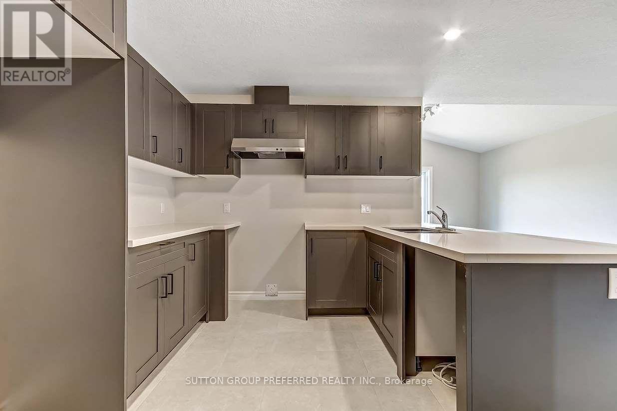 3972 Mia Avenue, London South, Ontario  N6L 0H4 - Photo 8 - X13613254