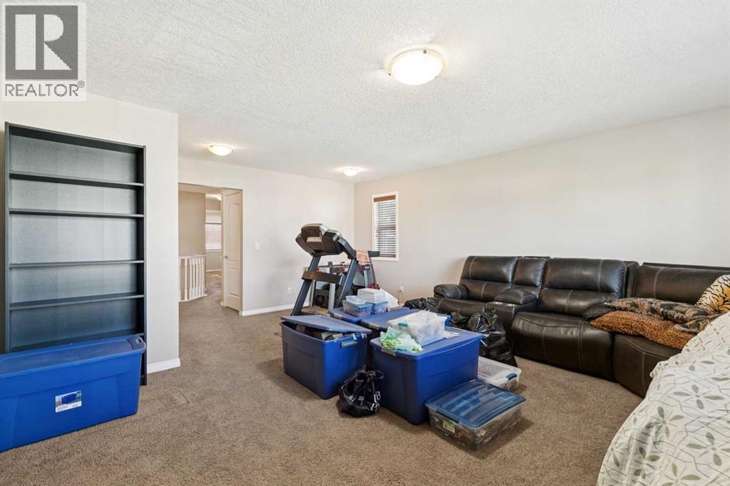 92 Cougar Ridge Close SW, Calgary, Alberta  T3H 0V4 - Photo 16 - A2334290
