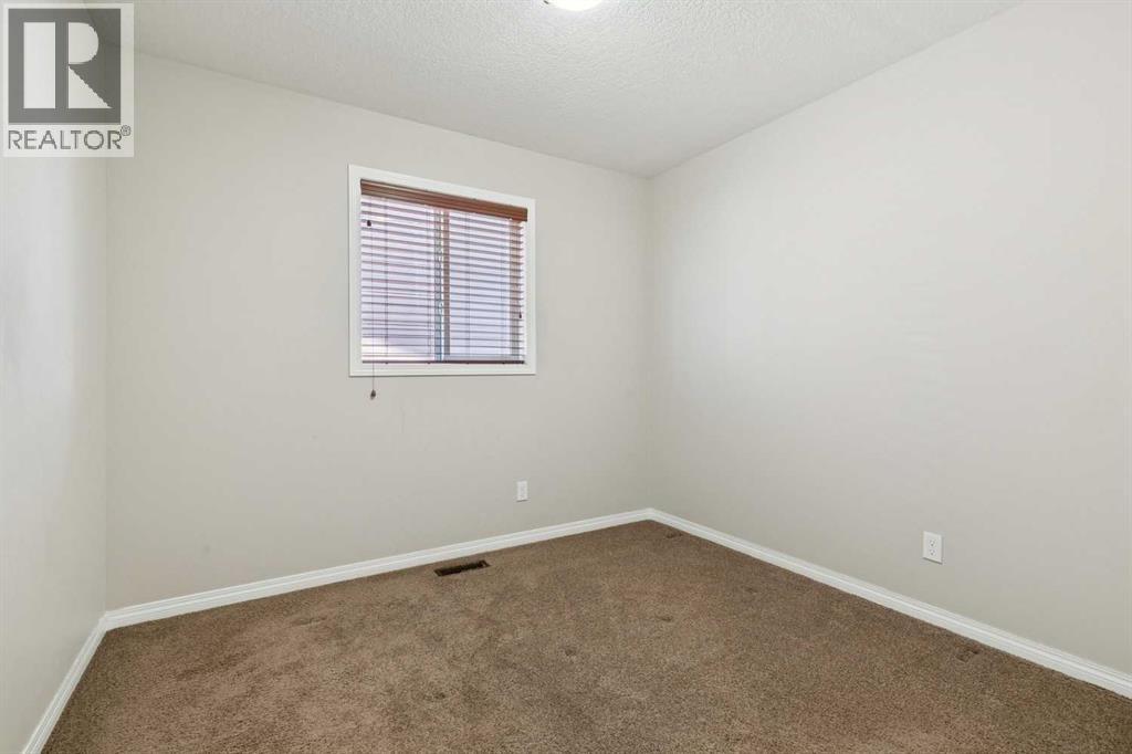 92 Cougar Ridge Close SW, Calgary, Alberta  T3H 0V4 - Photo 21 - A2334290