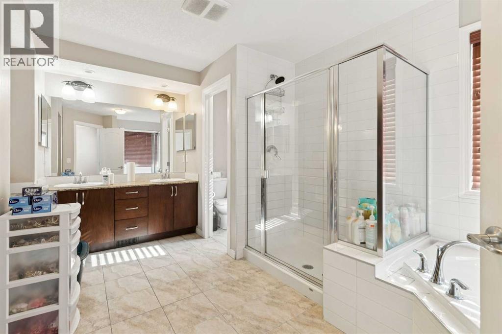 92 Cougar Ridge Close SW, Calgary, Alberta  T3H 0V4 - Photo 26 - A2334290