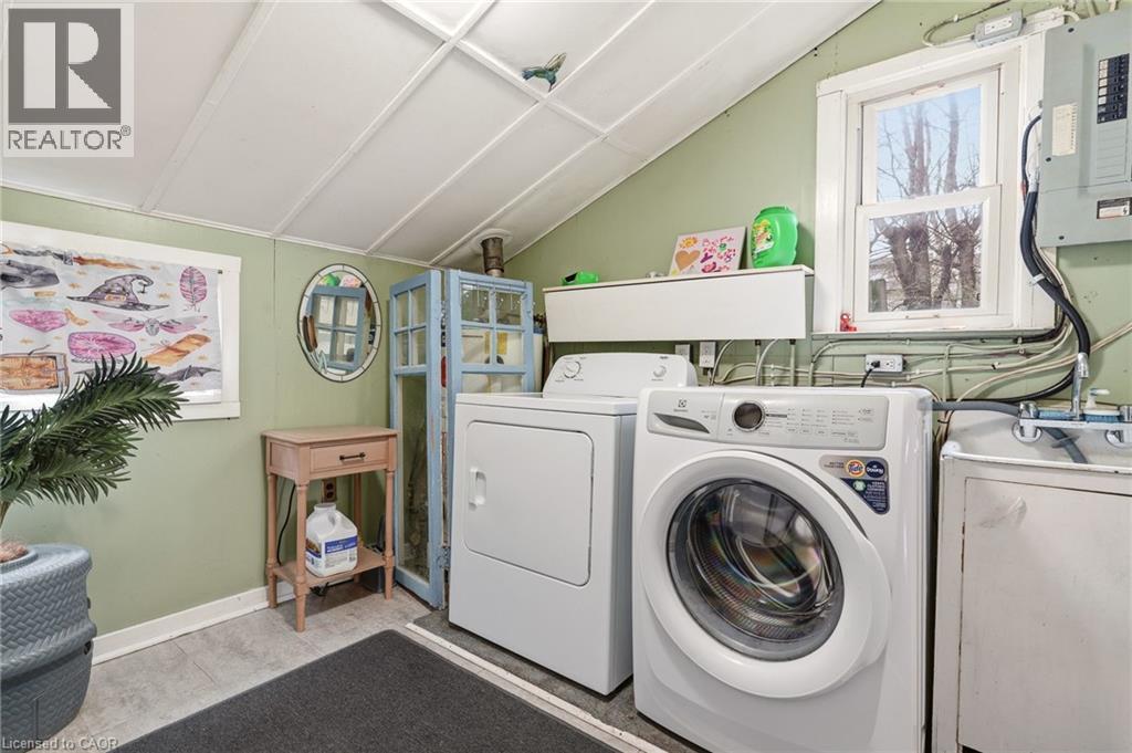 66 East 32nd Street, Hamilton, Ontario  L8V 3R9 - Photo 10 - 40845018