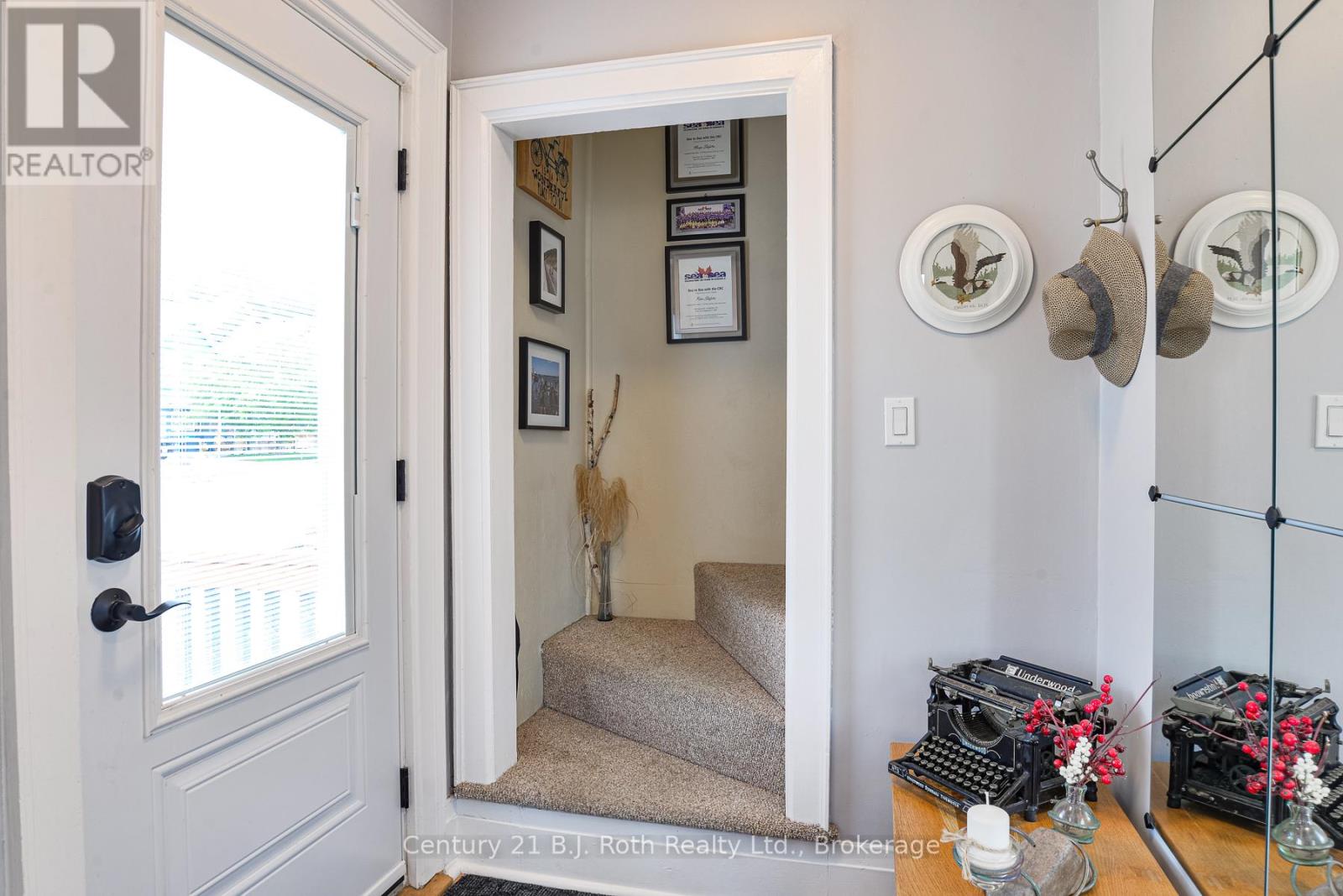 100 Laclie Street, Orillia, Ontario  L3V 4M8 - Photo 17 - S13530638