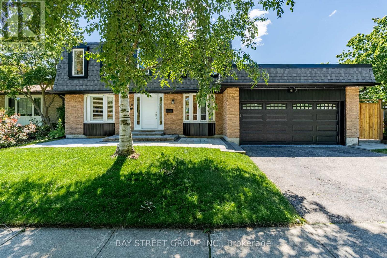 2366 DEVON ROAD, oakville (fd ford), Ontario