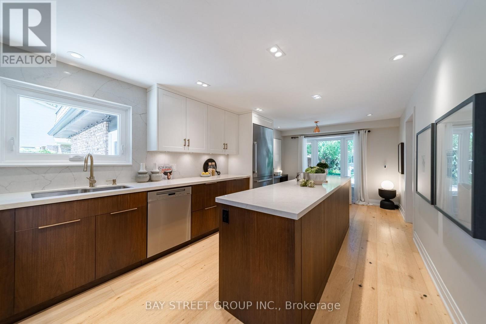 2366 Devon Road, Oakville (Fd Ford), Ontario  L6J 5T6 - Photo 11 - W13550196