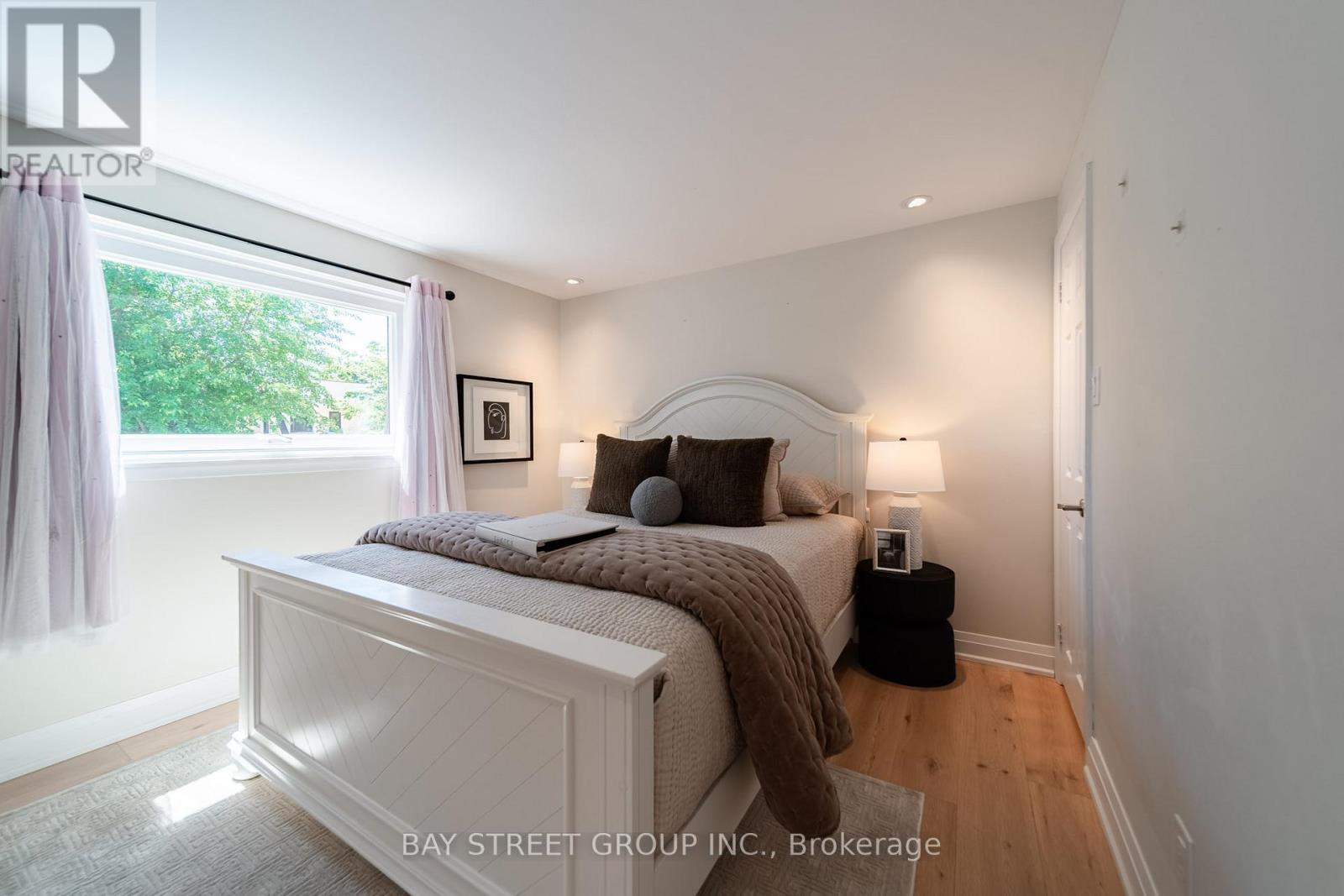 2366 Devon Road, Oakville (Fd Ford), Ontario  L6J 5T6 - Photo 21 - W13550196