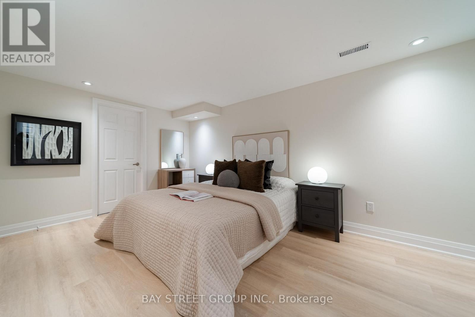 2366 Devon Road, Oakville (Fd Ford), Ontario  L6J 5T6 - Photo 28 - W13550196