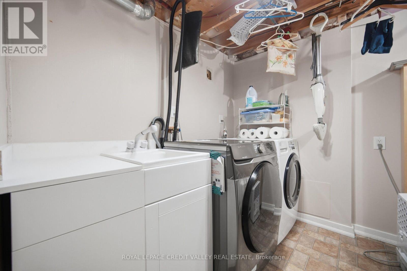 10 Gladstone Square, Brampton, Ontario  L6S 2H5 - Photo 39 - W13647276