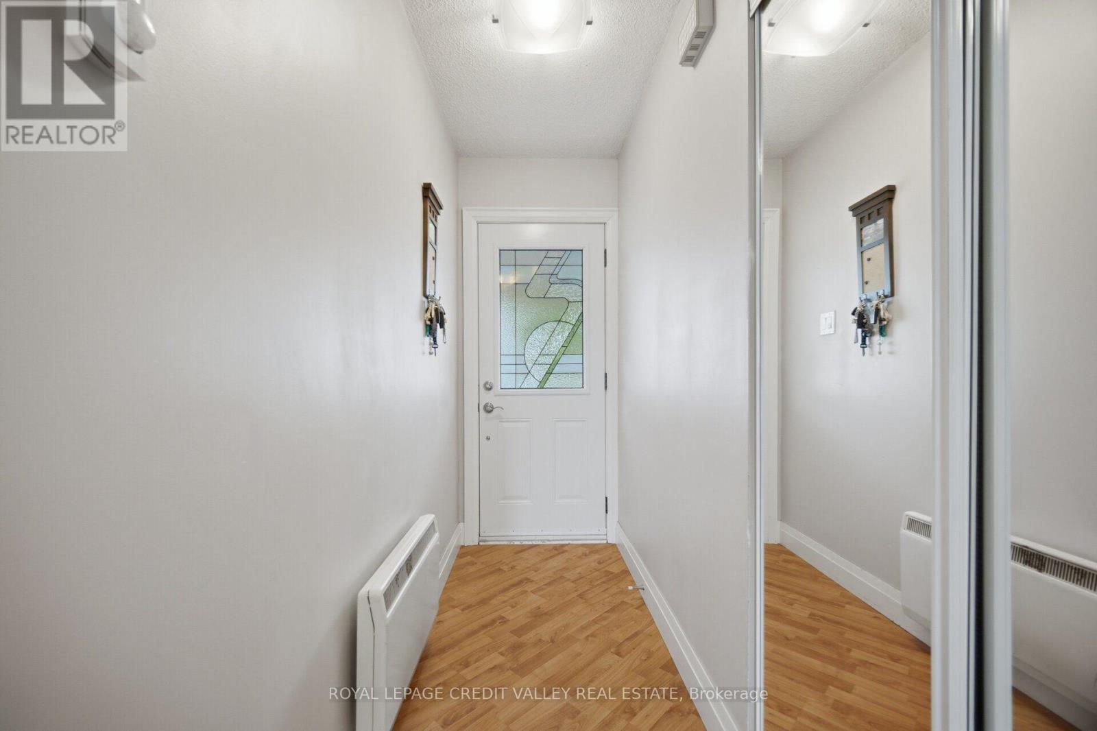 10 Gladstone Square, Brampton, Ontario  L6S 2H5 - Photo 6 - W13647276