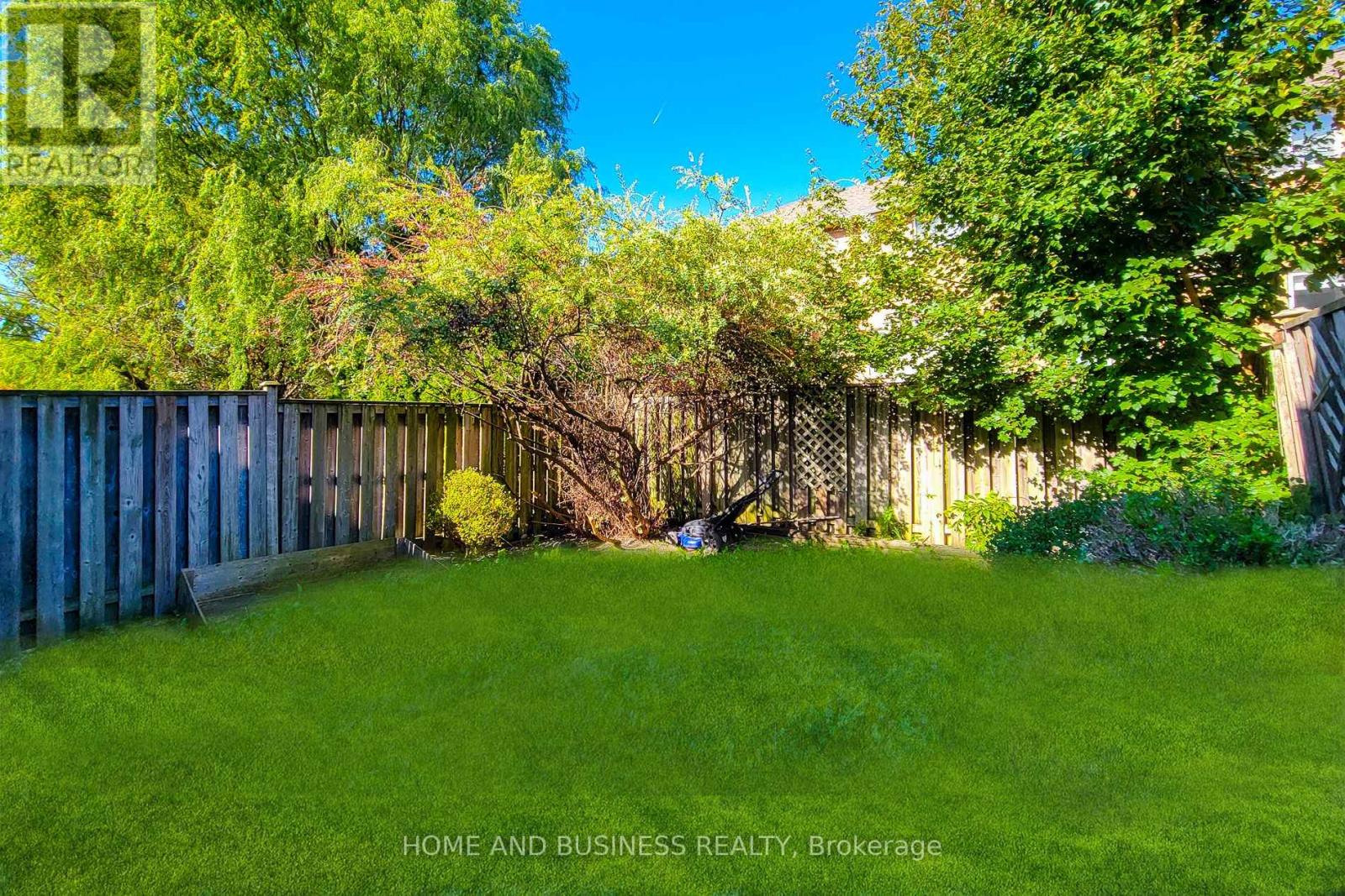 2374 BAINTREE CRESCENT