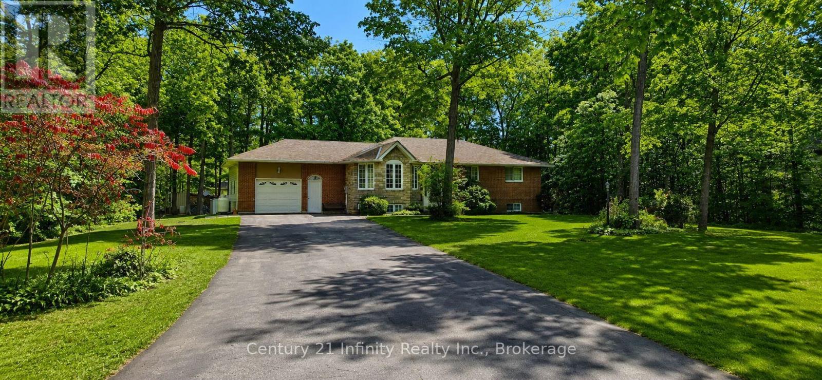 37 Riverside Drive, Trent Hills, Ontario  K0L 1L0 - Photo 2 - X12471038