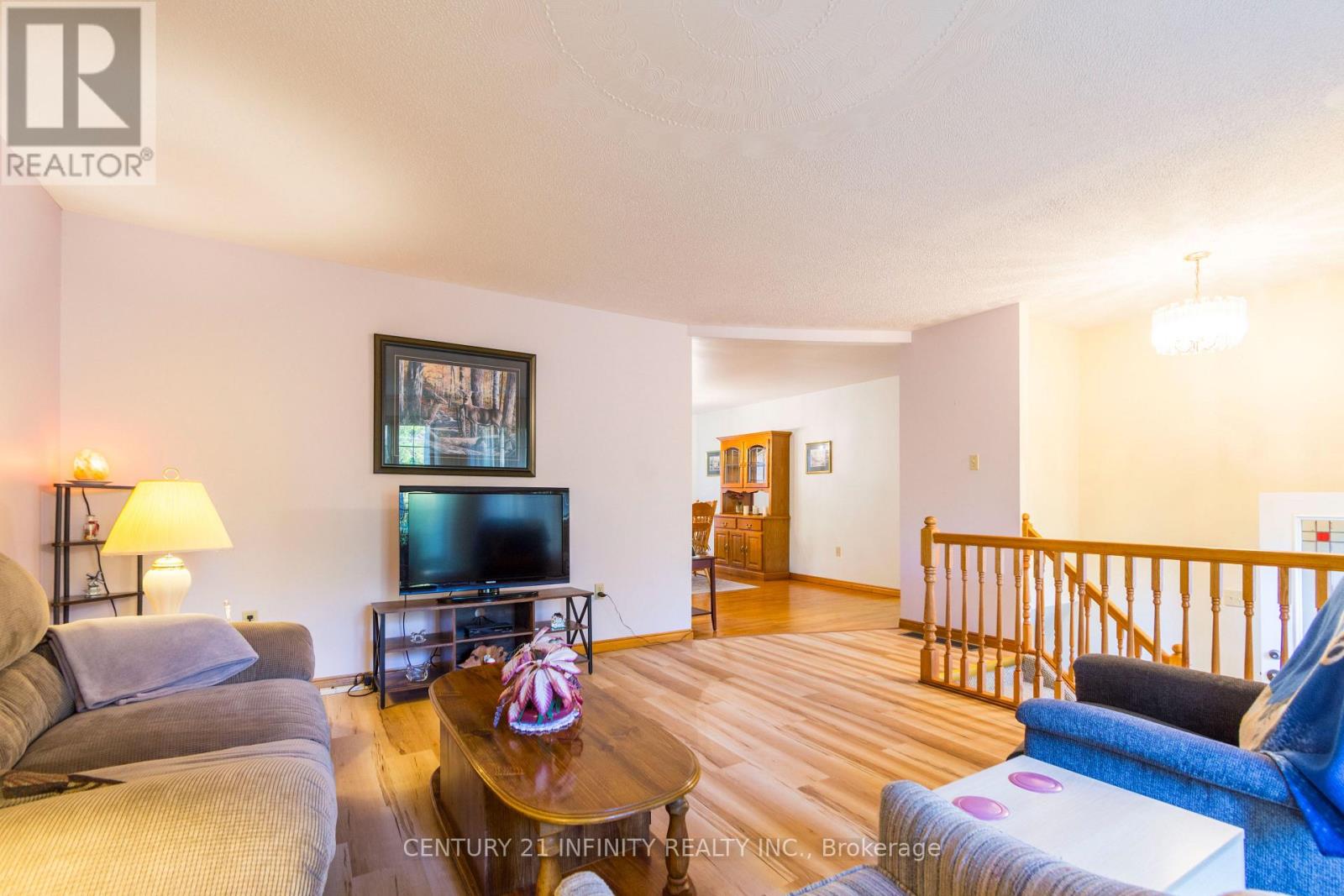 37 Riverside Drive, Trent Hills, Ontario  K0L 1L0 - Photo 12 - X12471038