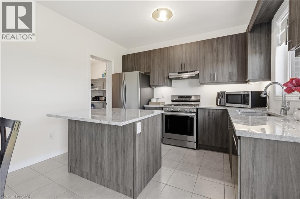 147 Midland Place, Welland, Ontario  L3B 0H4 - Photo 8 - 40854096