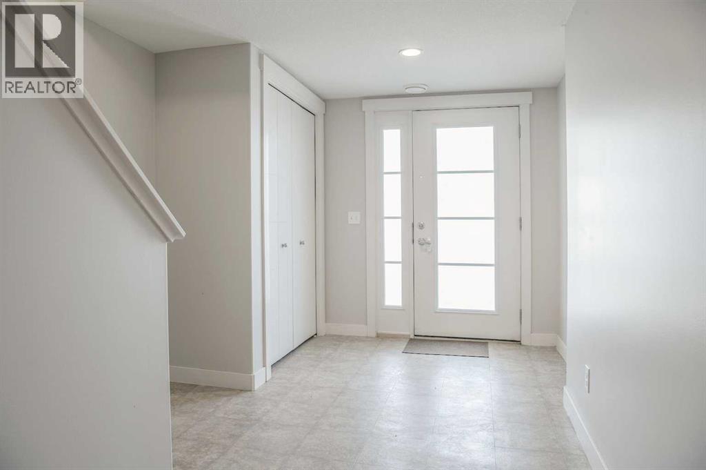 206 Redstone View NE, Calgary, Alberta T3N 0M9 - Photo 3 - A2299393
