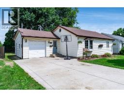 133 Maidstone AVENUE East, Essex, Ontario
