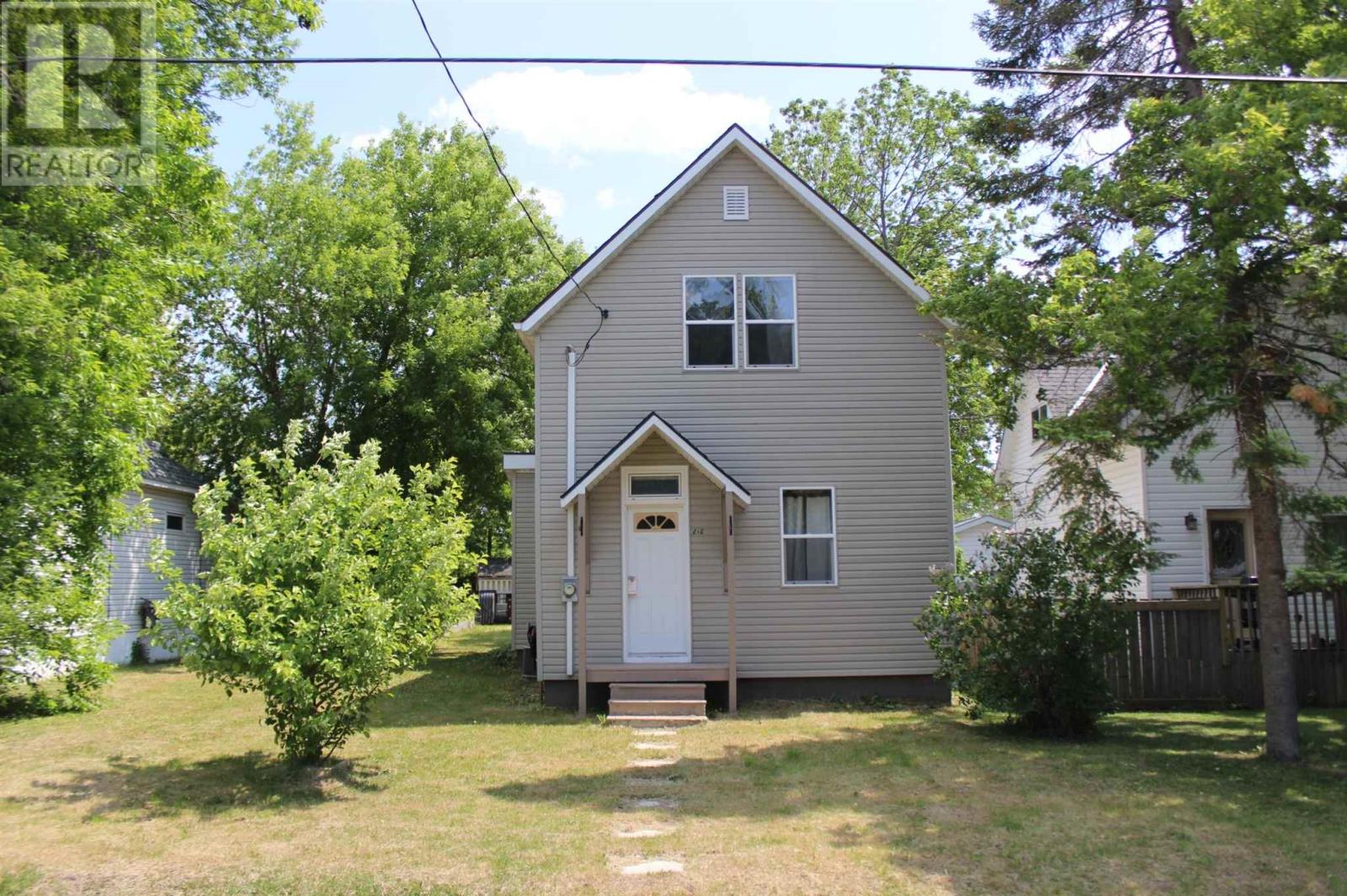 212 Fifth St, Rainy River, Ontario  P0W 1L0 - Photo 1 - TB2602276