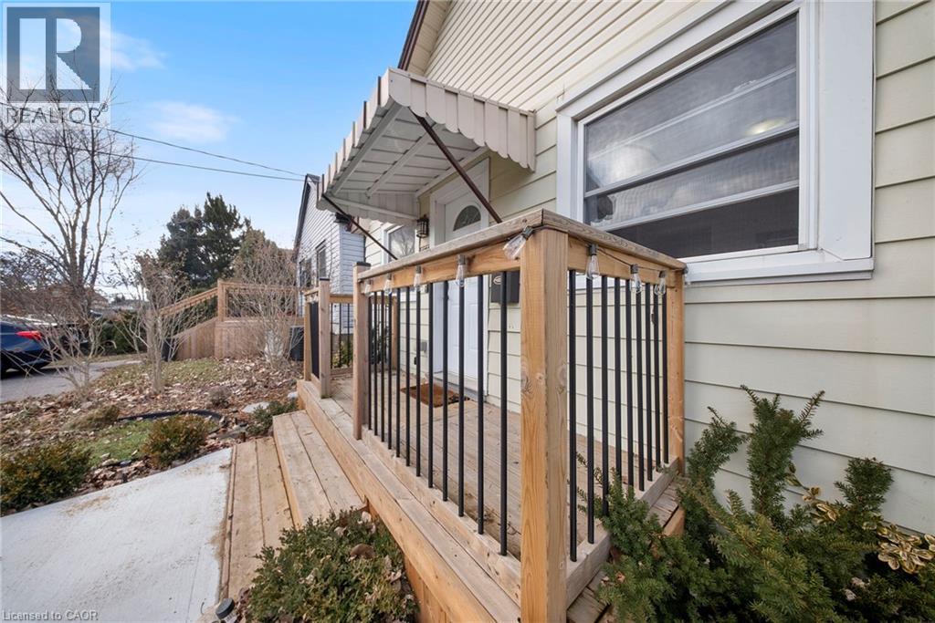 435 Waverly Street, Hamilton, Ontario  L8H 6R5 - Photo 2 - 40852350