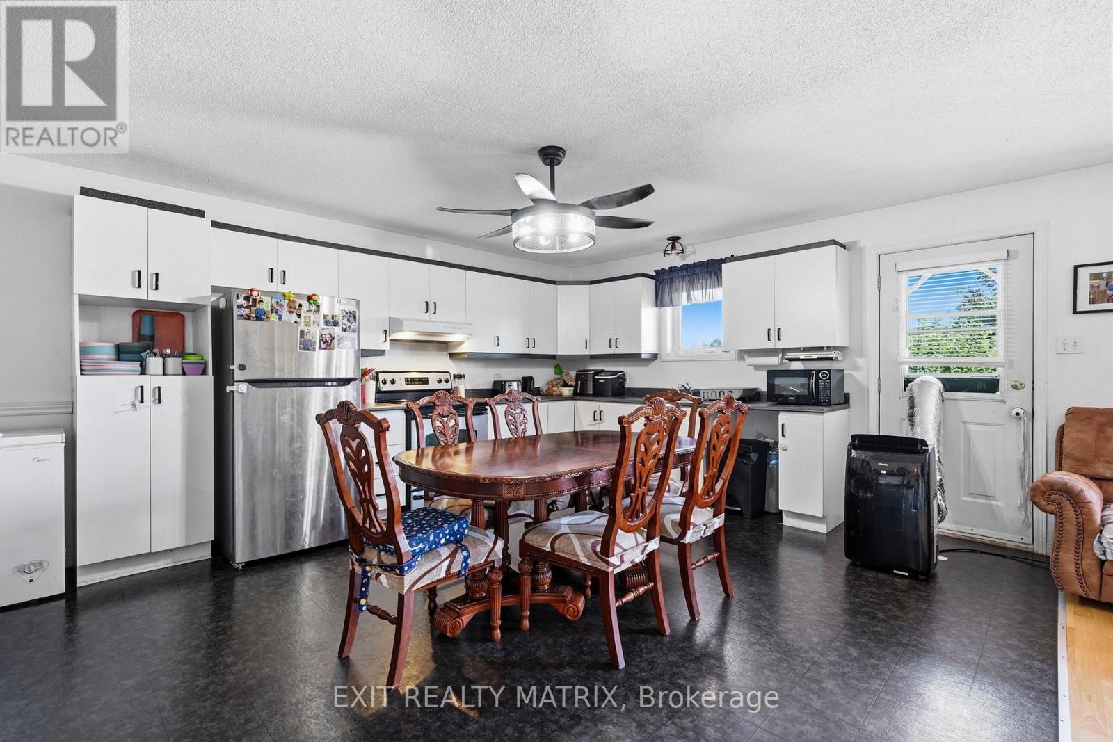 300 Tupper Street, Hawkesbury, Ontario K6A 2V2 - Photo 4 - X13649286