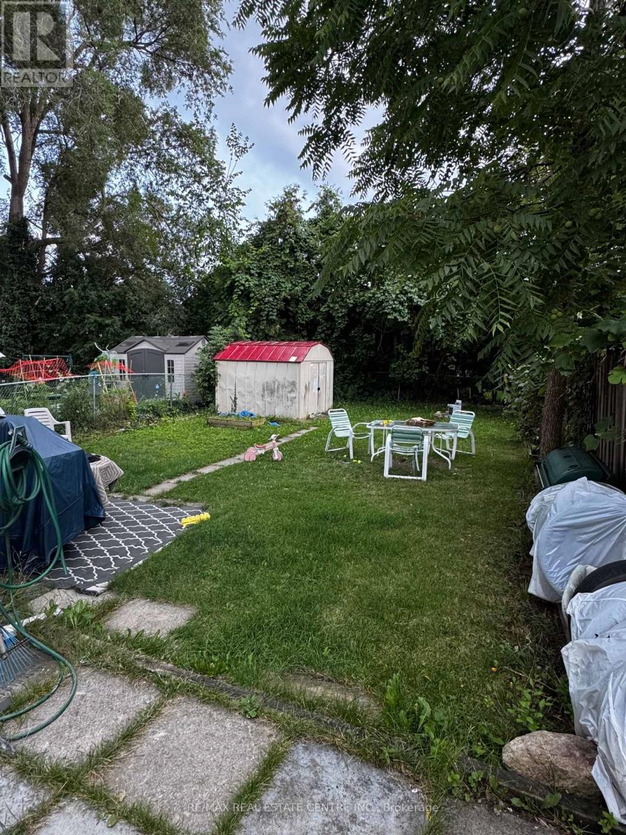 -Upper Level - 1025 Blairholm Avenue, Mississauga, Ontario  L5C 1G5 - Photo 18 - W13629712