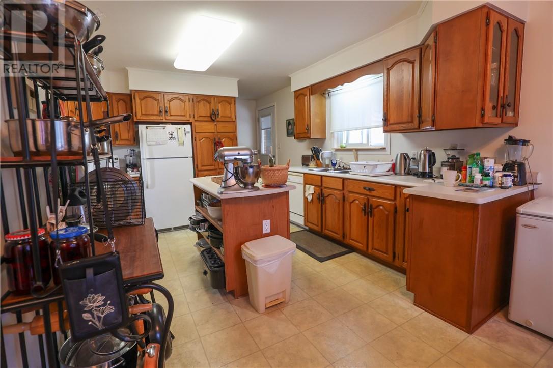595 Brophy Street, Massey, Ontario  P0P 1P0 - Photo 16 - 2129679