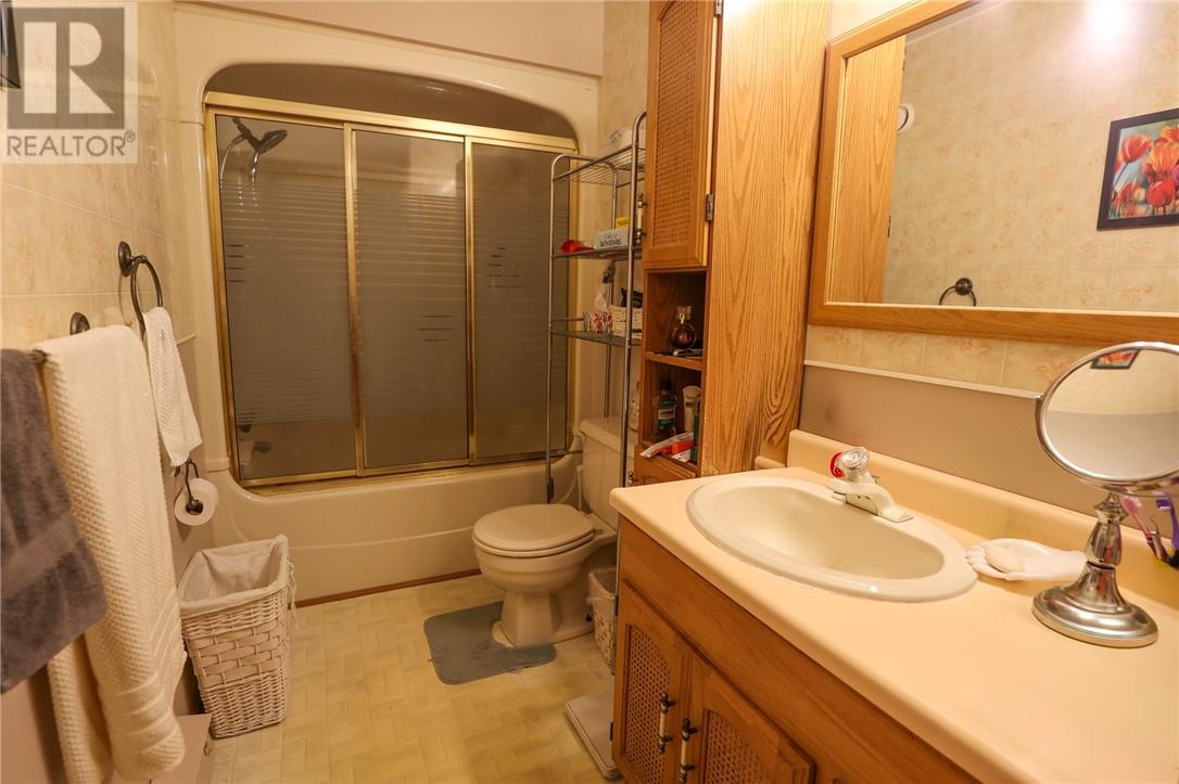 595 Brophy Street, Massey, Ontario  P0P 1P0 - Photo 26 - 2129679