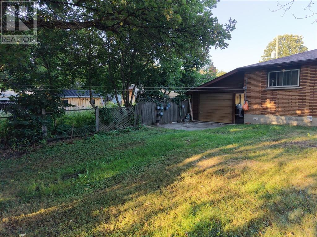 595 Brophy Street, Massey, Ontario  P0P 1P0 - Photo 6 - 2129679