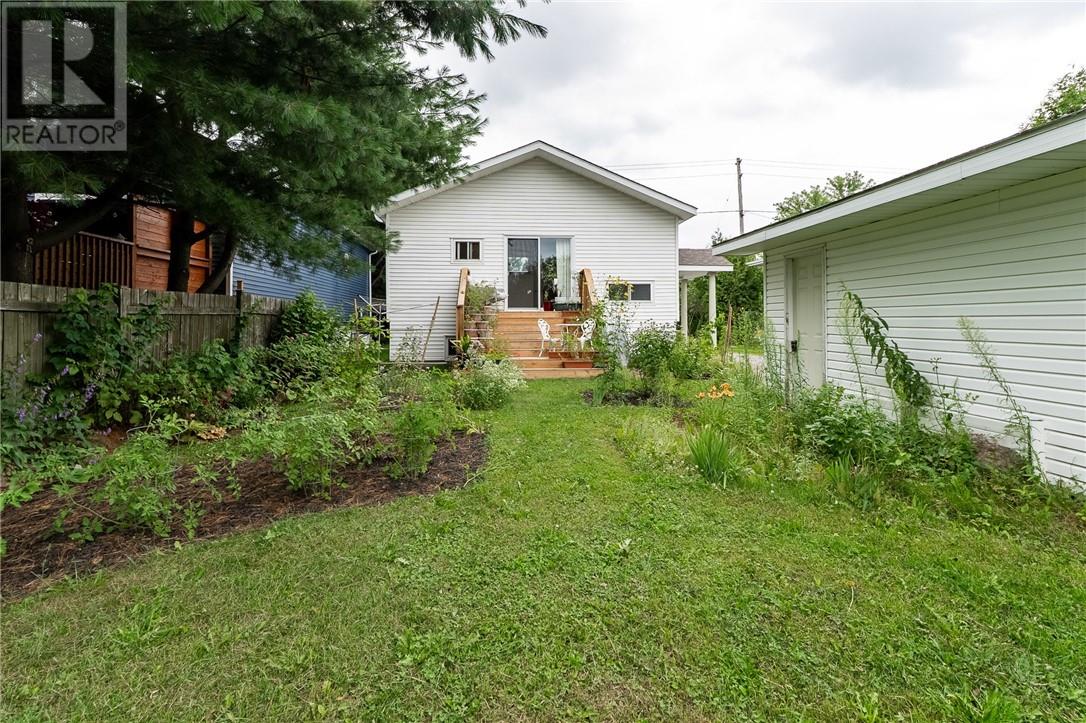 1361 Main Street, Val Caron, Ontario  P3N 1L4 - Photo 30 - 2129659