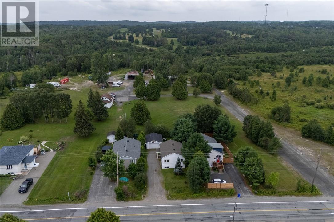 1361 Main Street, Val Caron, Ontario  P3N 1L4 - Photo 41 - 2129659
